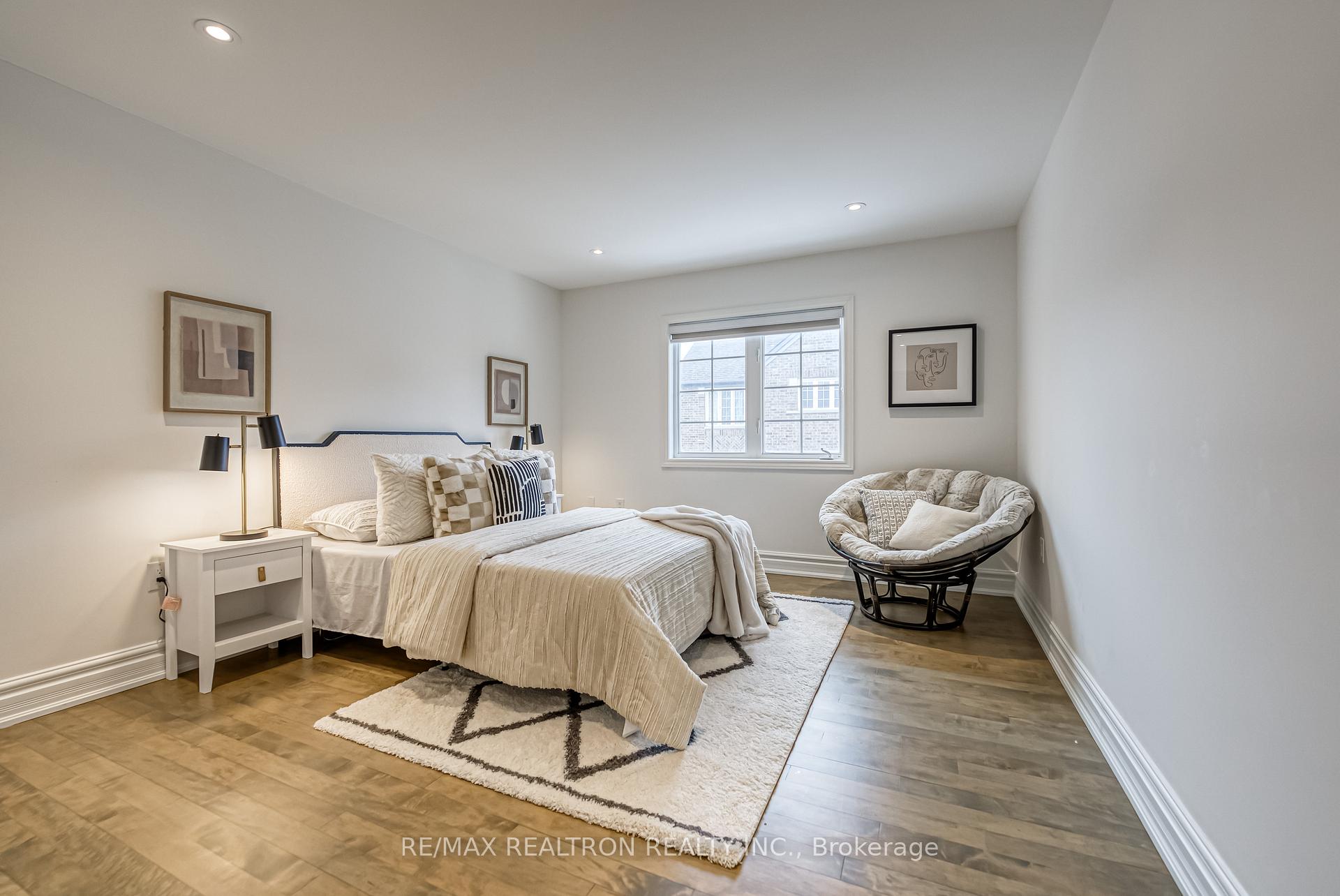 Photo 16 of 93 Walter Scott Crescent, Markham, Victoria Square — HOMEH