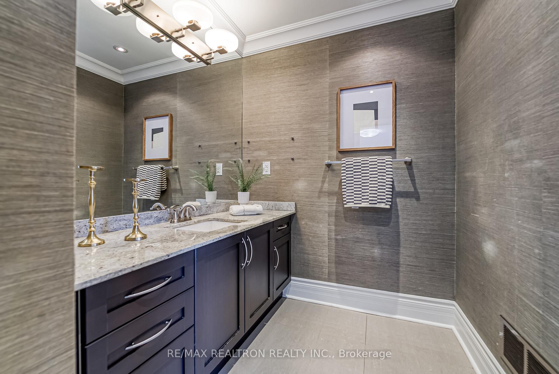 Photo 23 of 93 Walter Scott Crescent, Markham, Victoria Square — HOMEH