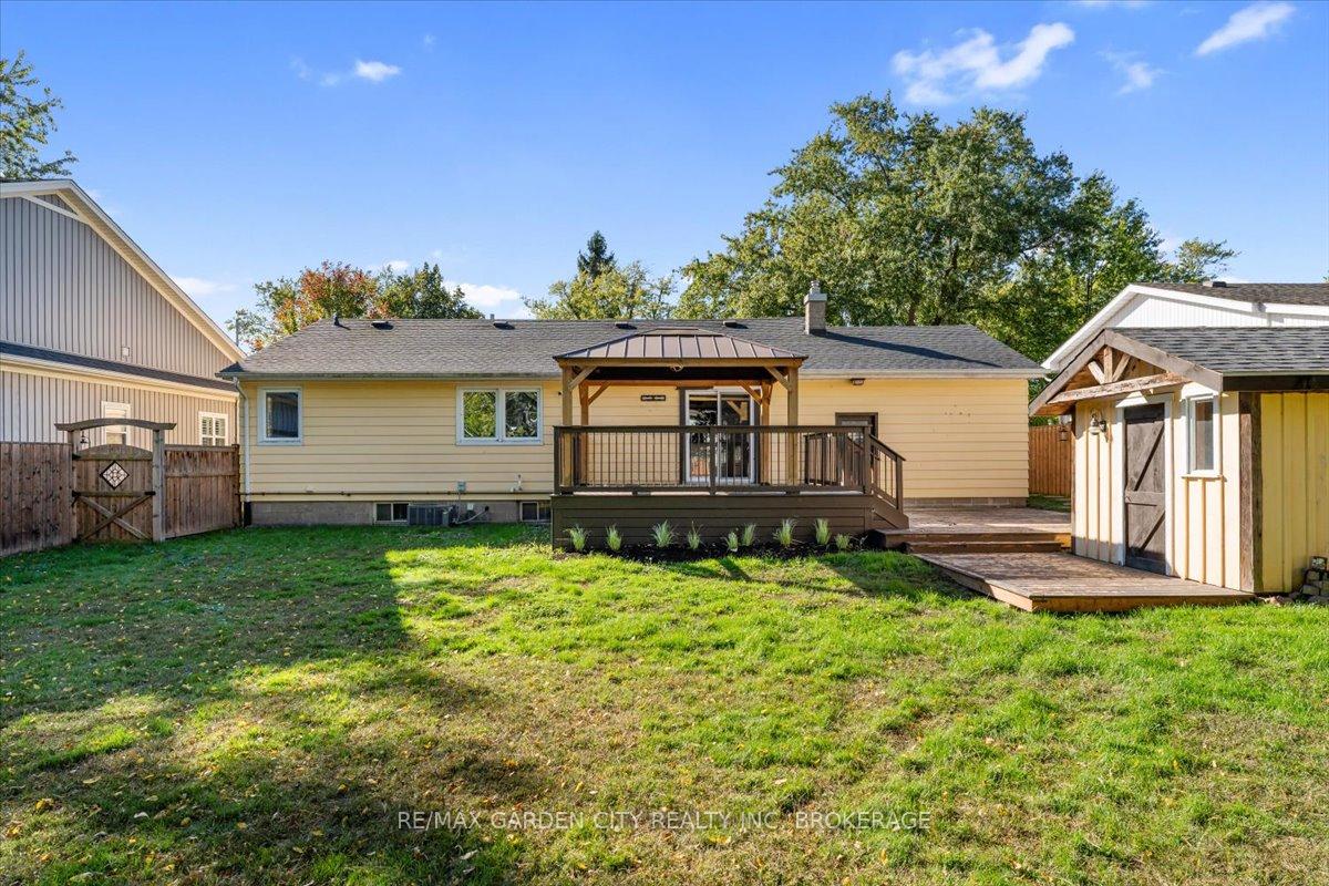 Photo 42 of 41 Emmett Street, Pelham, Fonthill — HOMEH