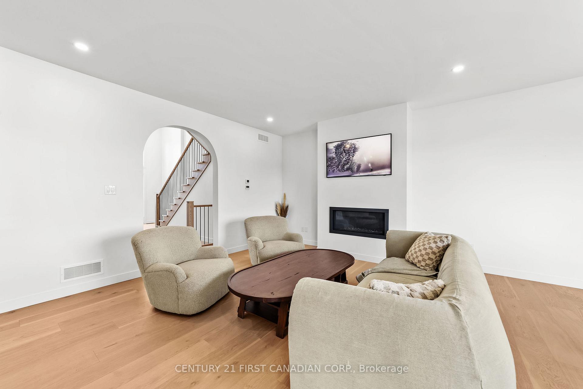 Photo 16 of 10 Sheldabren Street, North Middlesex, Alisa Craig — HOMEH