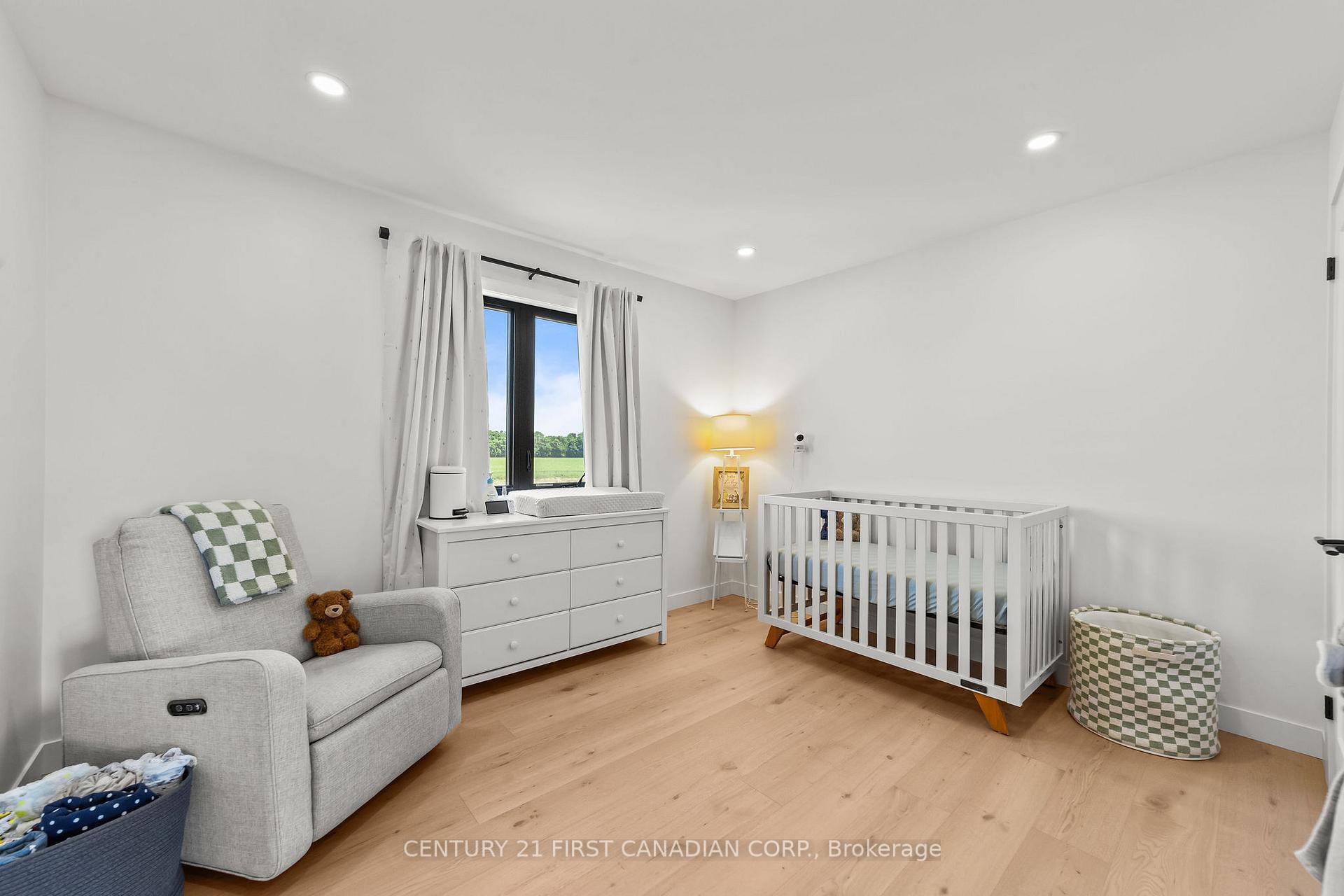 Photo 35 of 10 Sheldabren Street, North Middlesex, Alisa Craig — HOMEH