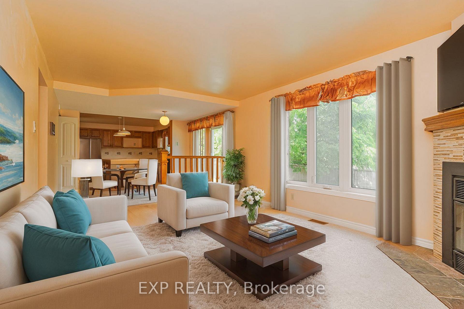 Photo 8 of 1874 Robinwood Place, Ottawa, Chapel Hill — HOMEH
