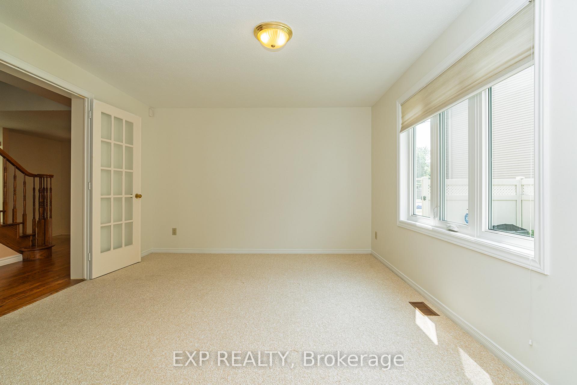 Photo 16 of 1874 Robinwood Place, Ottawa, Chapel Hill — HOMEH
