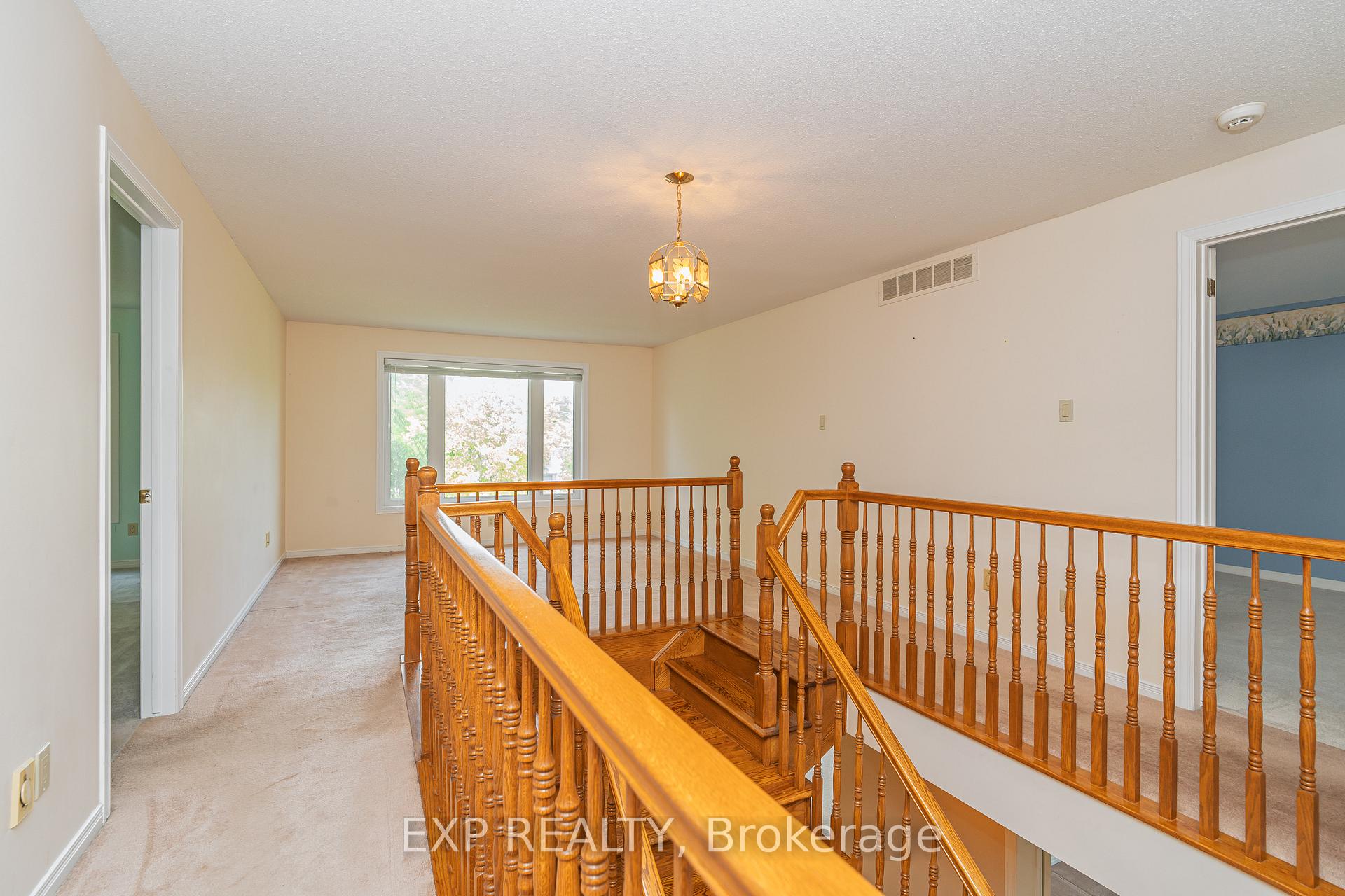 Photo 20 of 1874 Robinwood Place, Ottawa, Chapel Hill — HOMEH