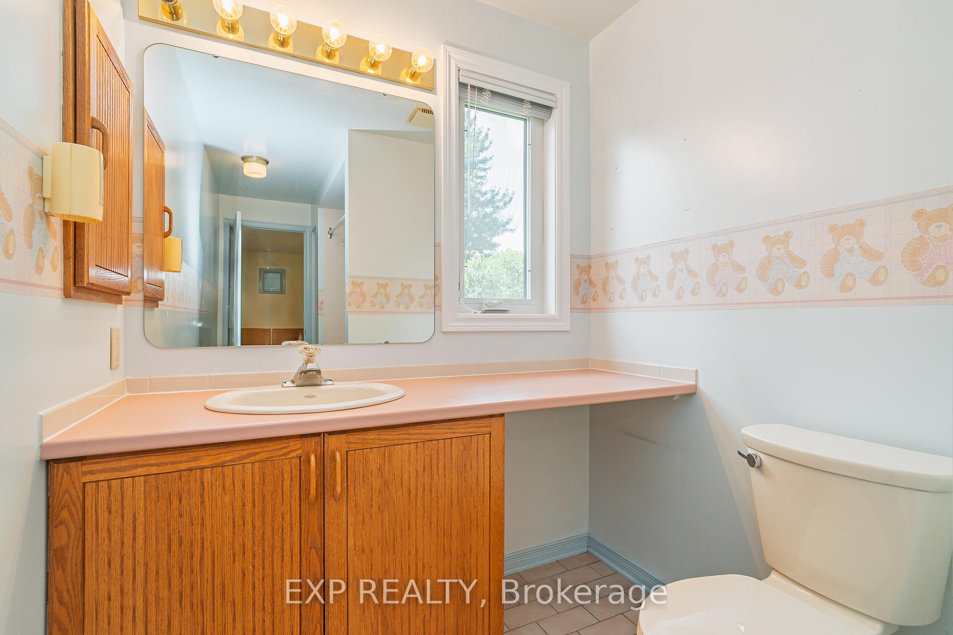 Photo 25 of 1874 Robinwood Place, Ottawa, Chapel Hill — HOMEH
