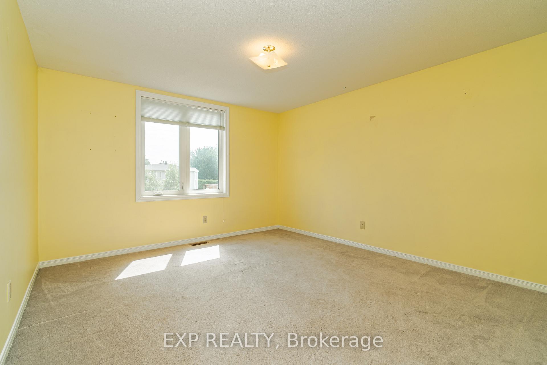 Photo 28 of 1874 Robinwood Place, Ottawa, Chapel Hill — HOMEH