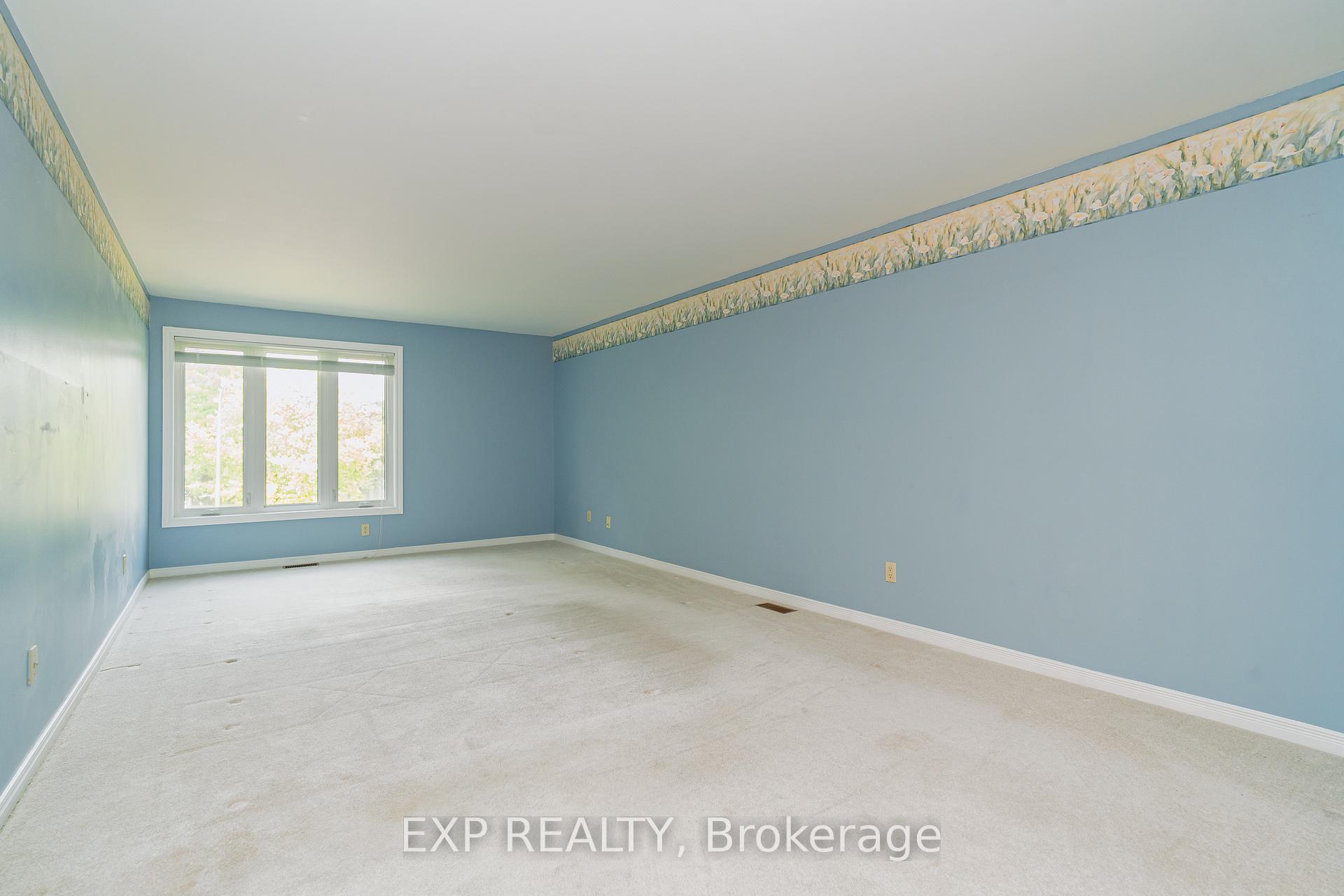 Photo 33 of 1874 Robinwood Place, Ottawa, Chapel Hill — HOMEH