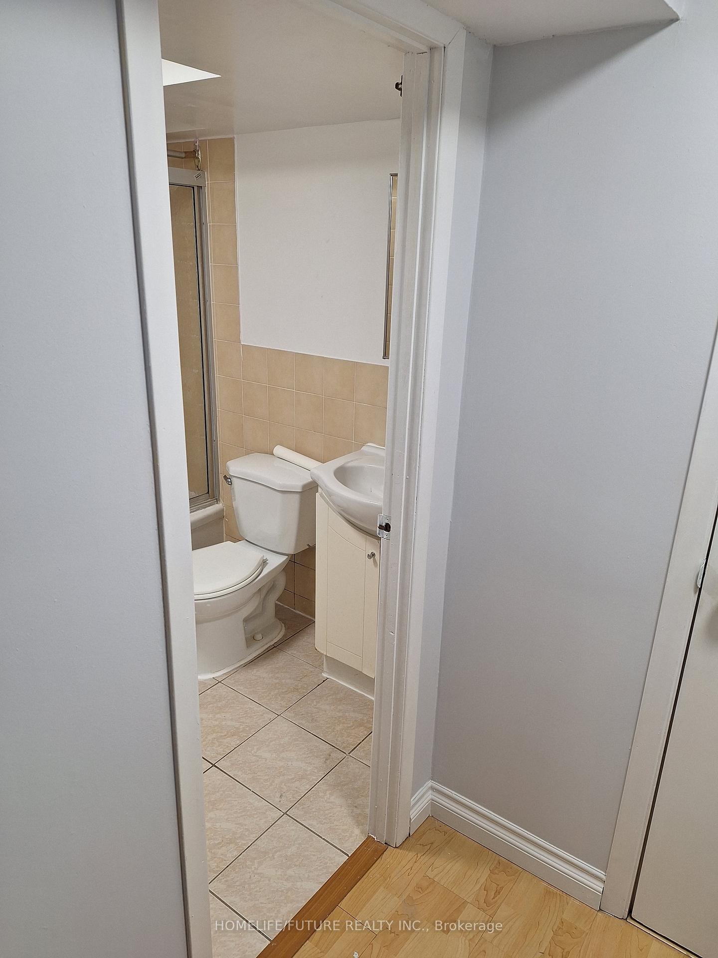 Photo 9 of Unit Bsmt, 81 William Honey Crescent, Markham, Middlefield — HOMEH
