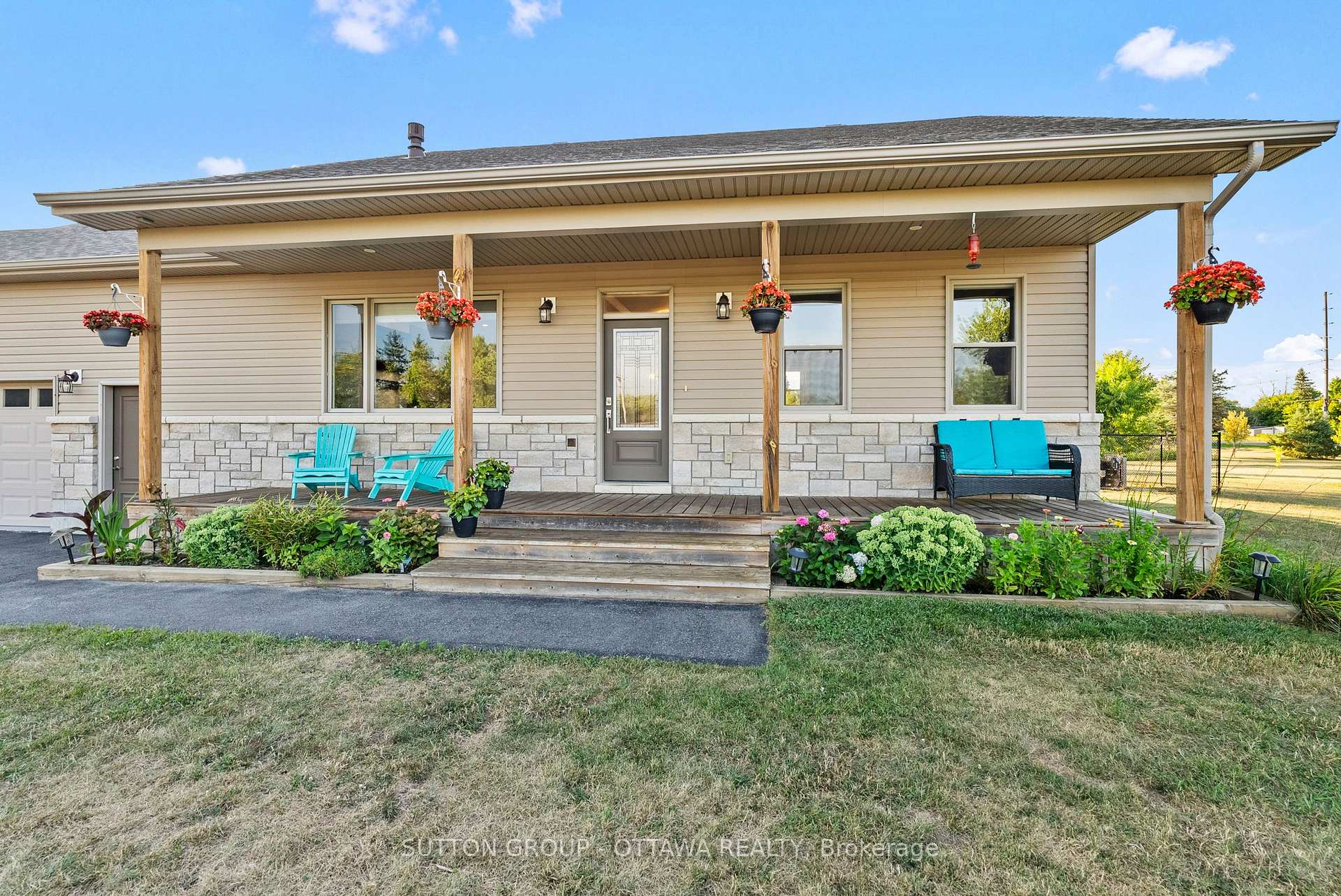 Photo 2 of 203 Mcgill Road, Augusta, Augusta Twp — HOMEH