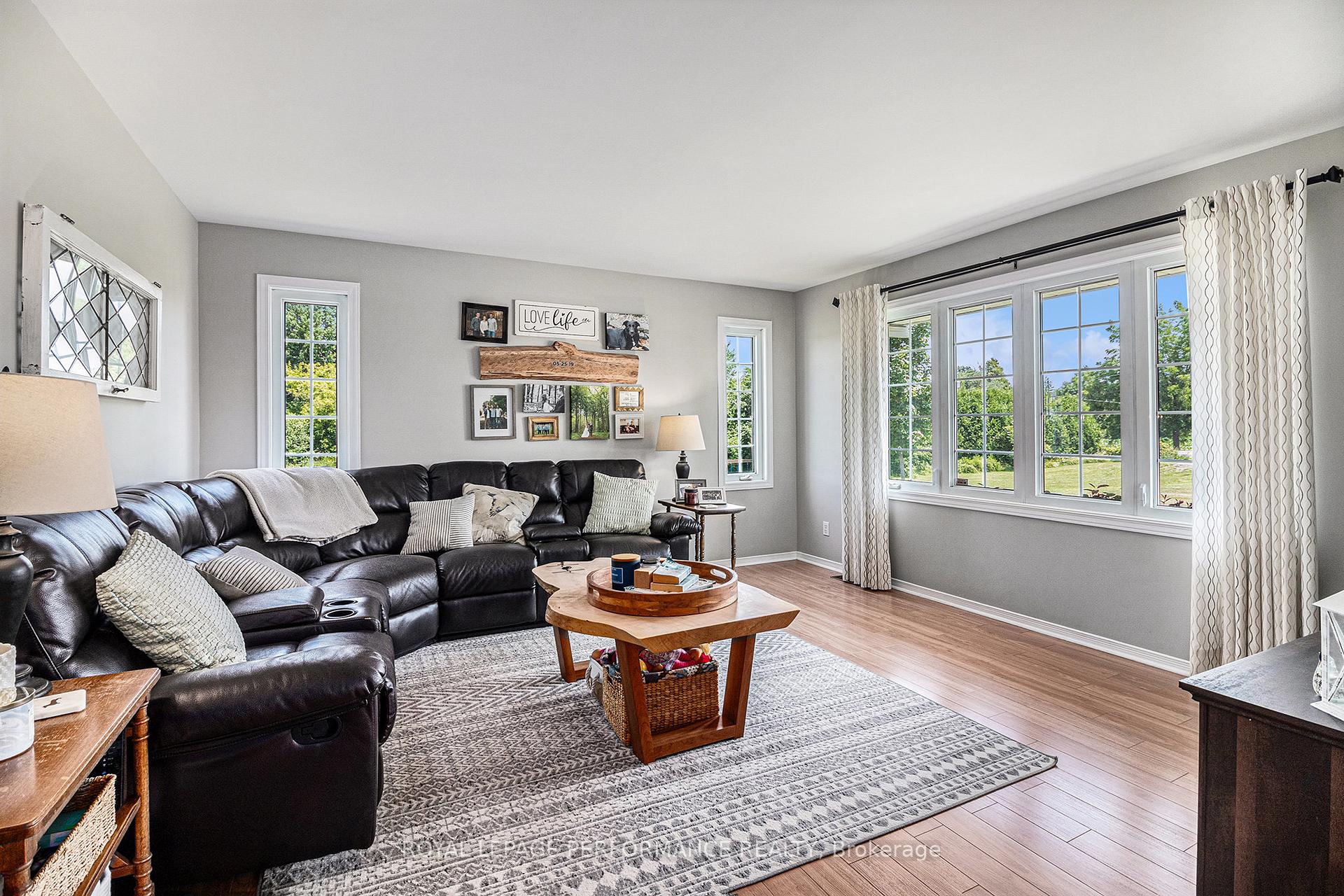 Photo 7 of 66 Front Street, North Stormont, Finch — HOMEH