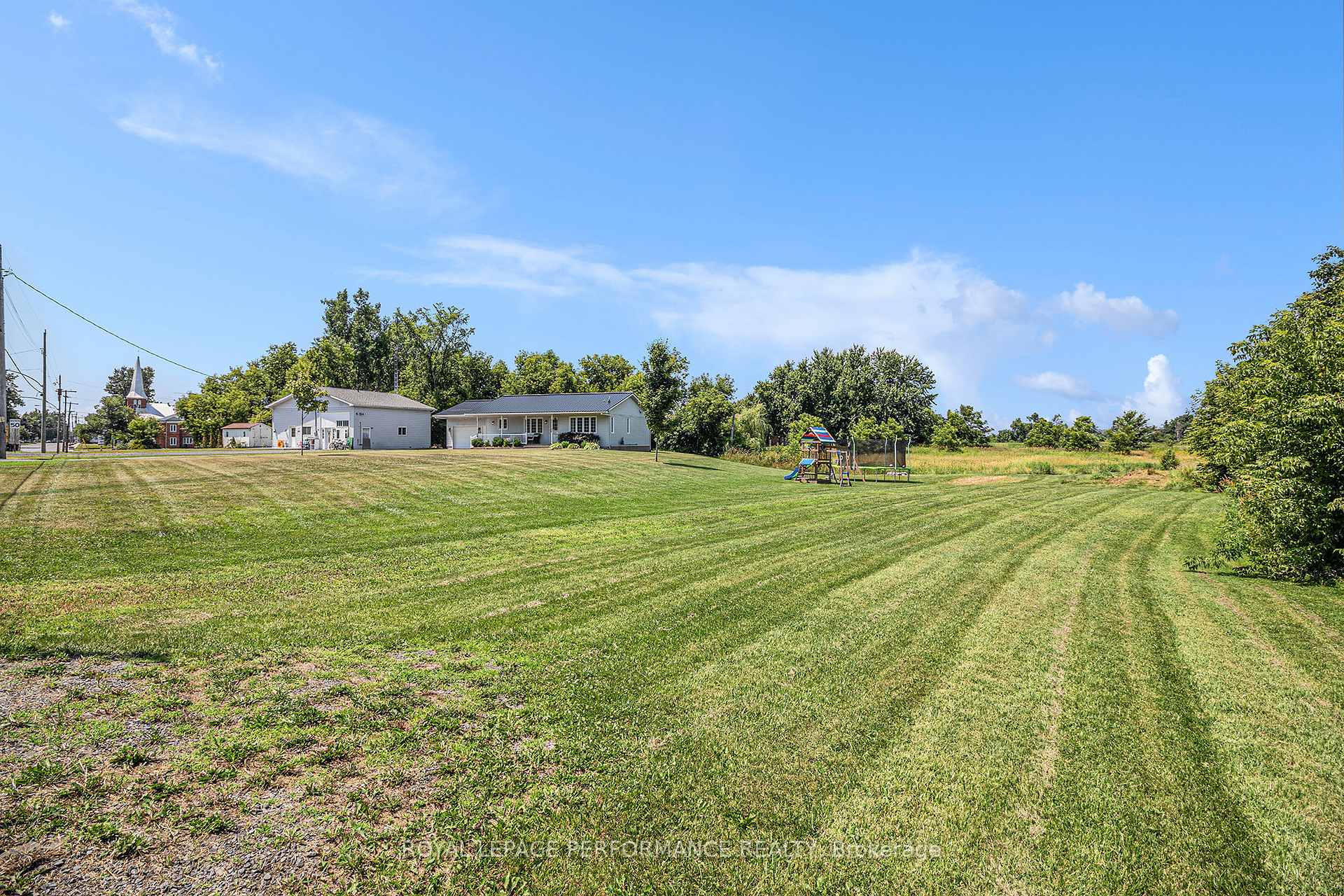 Photo 31 of 66 Front Street, North Stormont, Finch — HOMEH