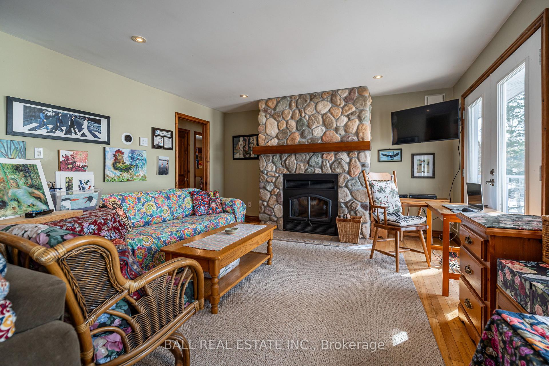 Photo 10 of 79 Hulls Road, North Kawartha — HOMEH