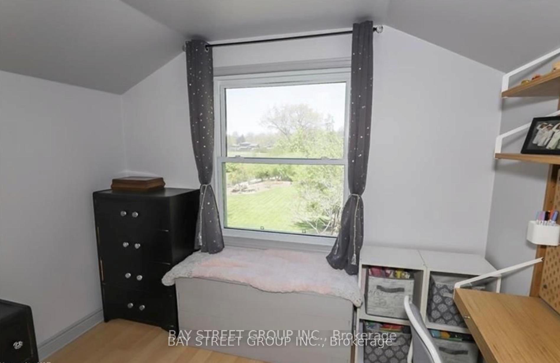 Photo 27 of 6565 Stamford Green Drive, Niagara Falls, Stamford — HOMEH