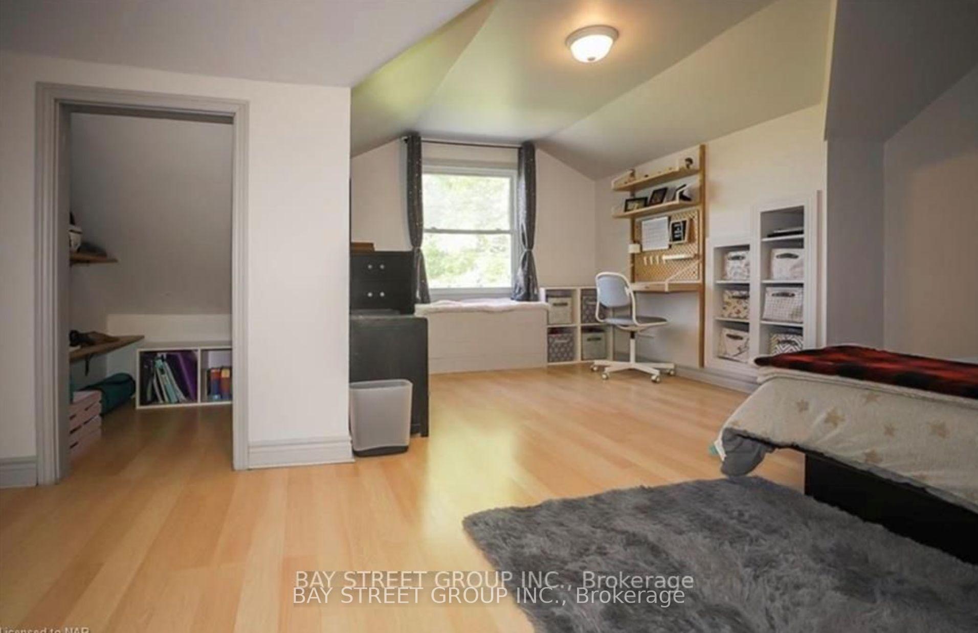 Photo 28 of 6565 Stamford Green Drive, Niagara Falls, Stamford — HOMEH