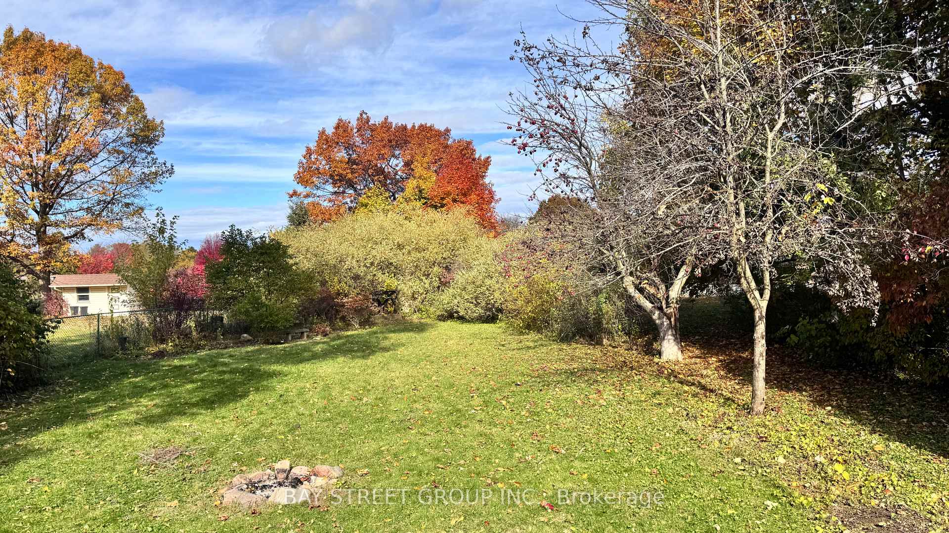 Photo 33 of 6565 Stamford Green Drive, Niagara Falls, Stamford — HOMEH