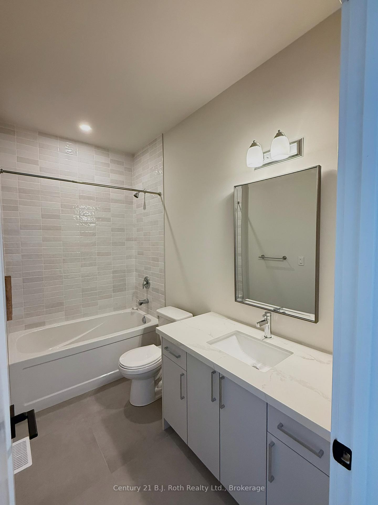 Photo 16 of 15 Ruby Crescent, Orillia — HOMEH