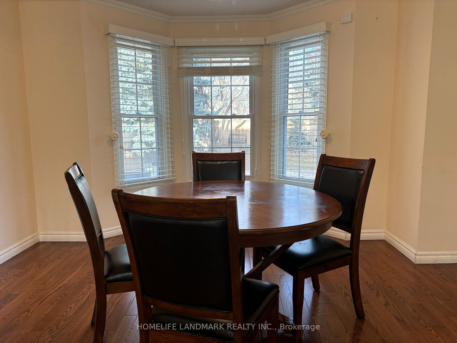 Photo 14 of 22 Rosemead Close, Markham, Unionville — HOMEH