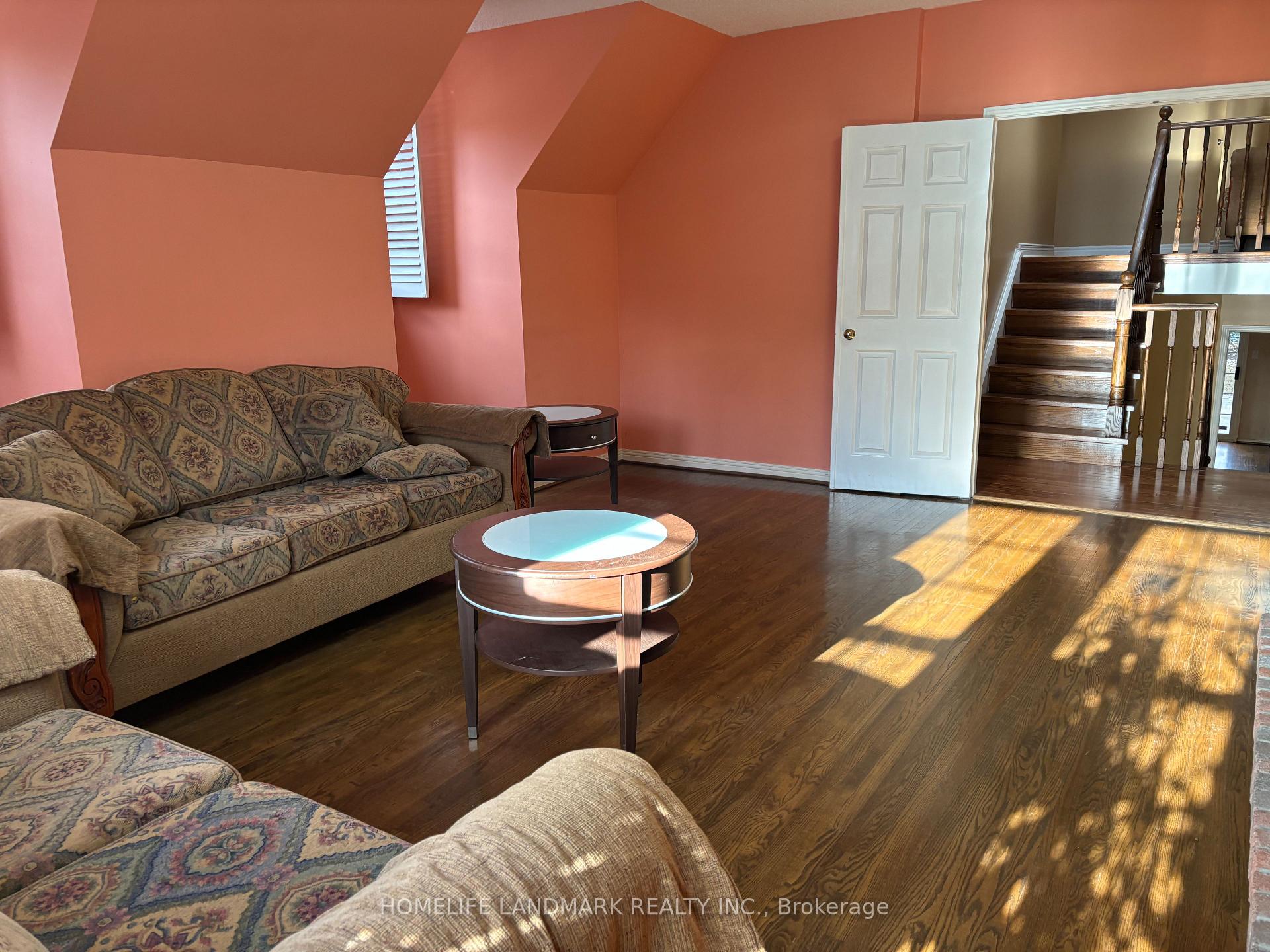 Photo 17 of 22 Rosemead Close, Markham, Unionville — HOMEH
