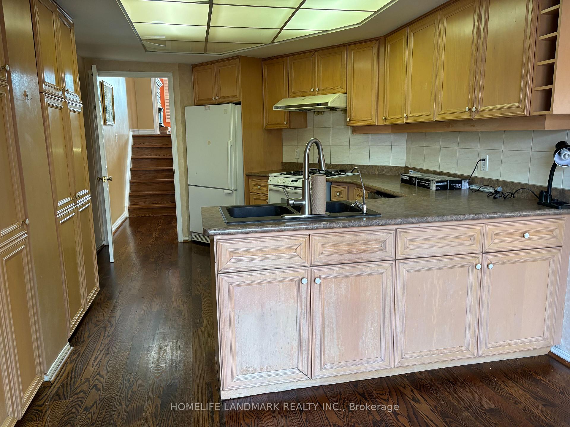 Photo 19 of 22 Rosemead Close, Markham, Unionville — HOMEH