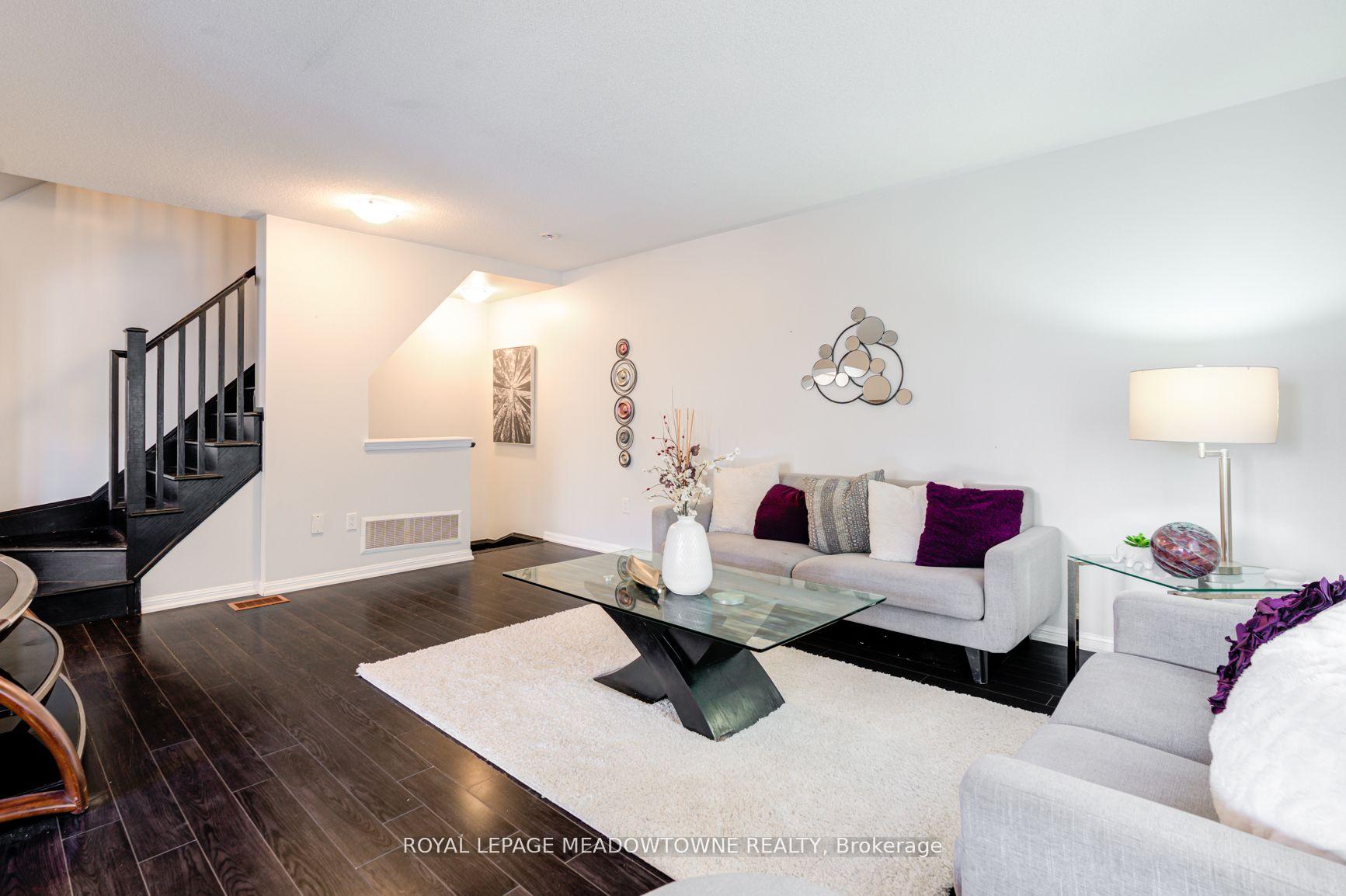 Photo 5 of 27 Suitor Court, Milton, Willmott — HOMEH