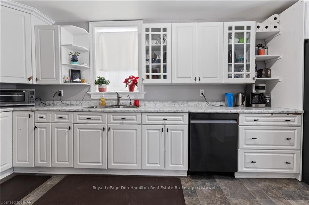 Photo 15 of 38616 Blyth Road, North Huron, East Wawanosh — HOMEH