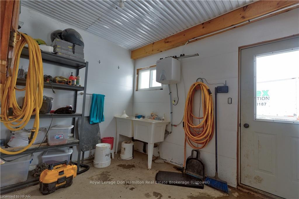 Photo 30 of 38616 Blyth Road, North Huron, East Wawanosh — HOMEH