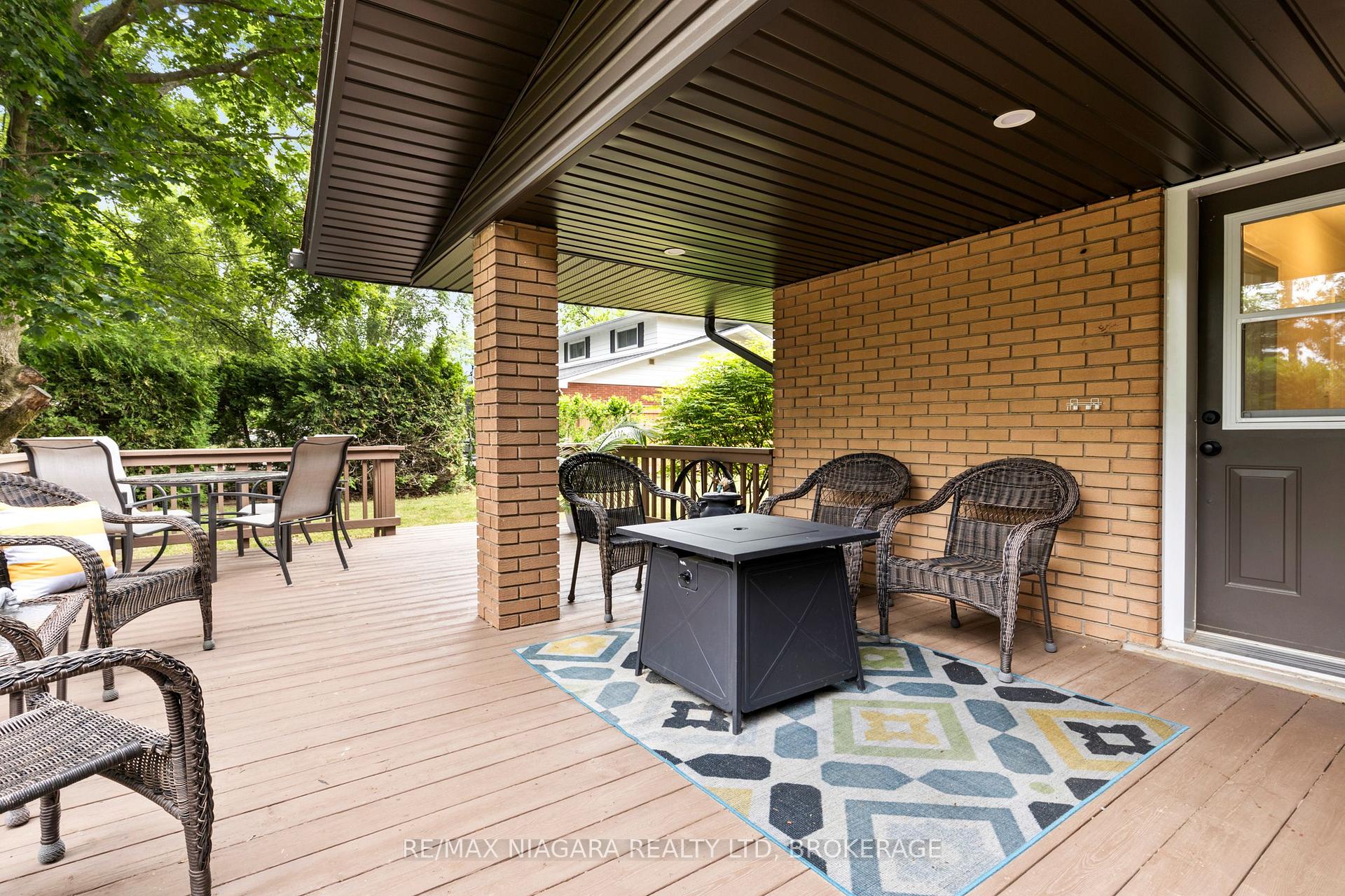 Photo 4 of 27 Daleview Crescent, Pelham, Fonthill — HOMEH