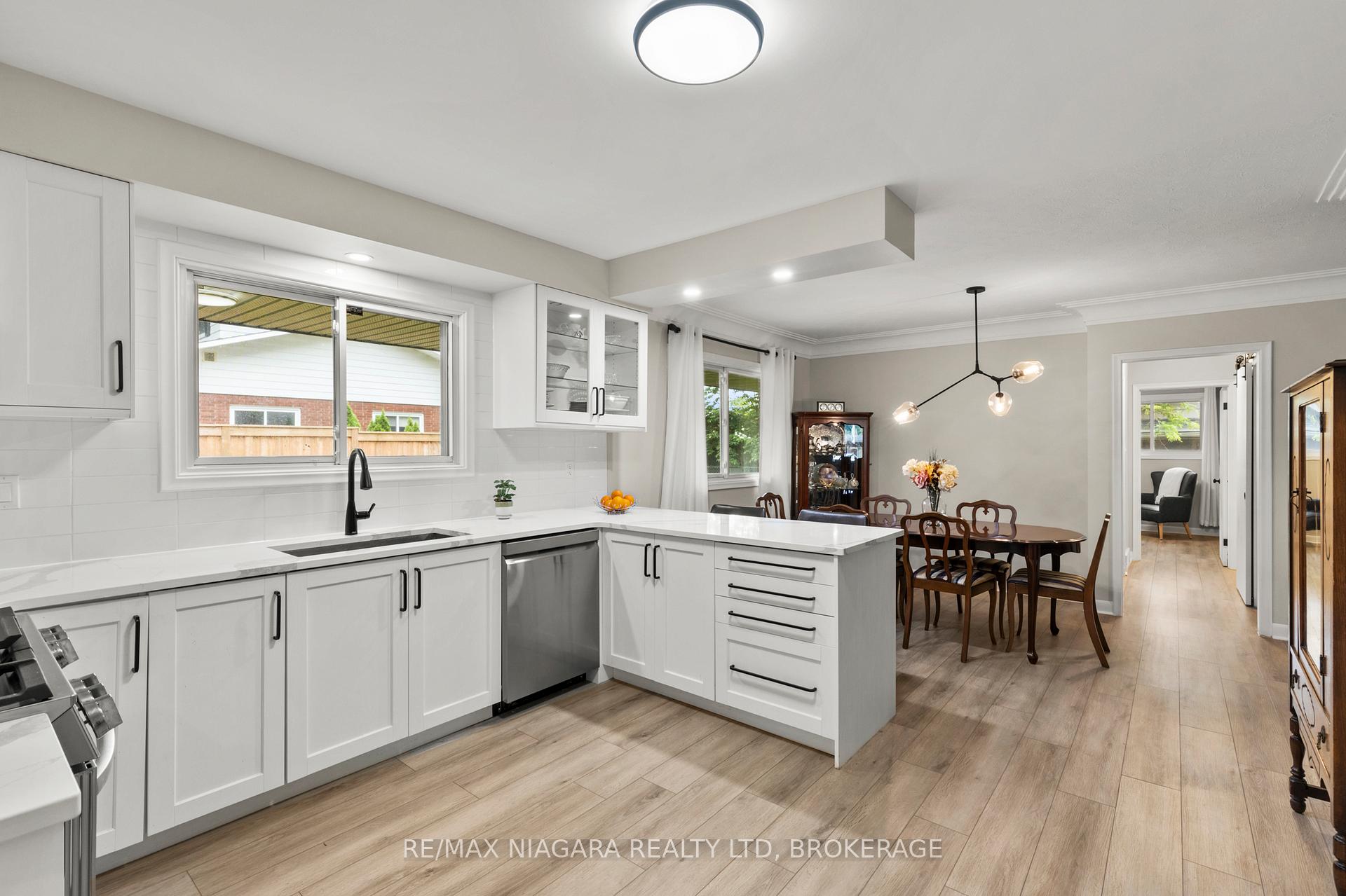 Photo 14 of 27 Daleview Crescent, Pelham, Fonthill — HOMEH