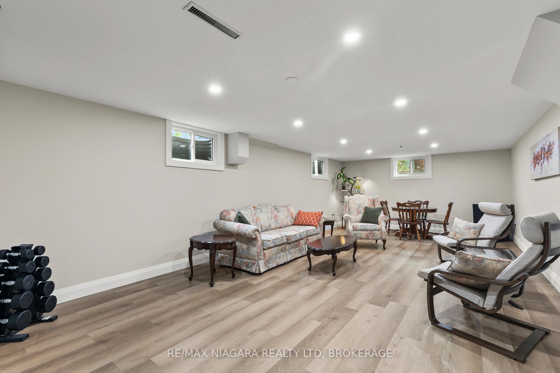 Photo 24 of 27 Daleview Crescent, Pelham, Fonthill — HOMEH