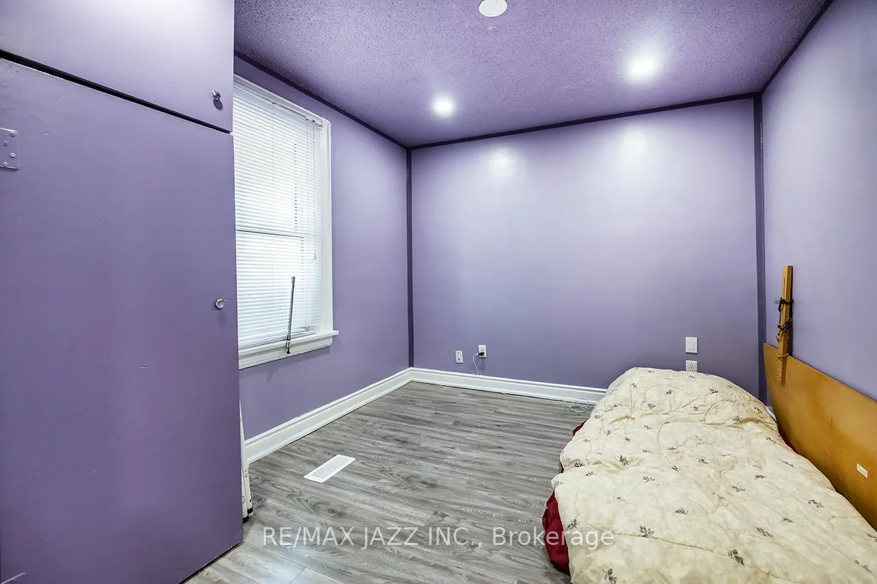 Photo 9 of 183 Conant Street, Oshawa, Lakeview — HOMEH