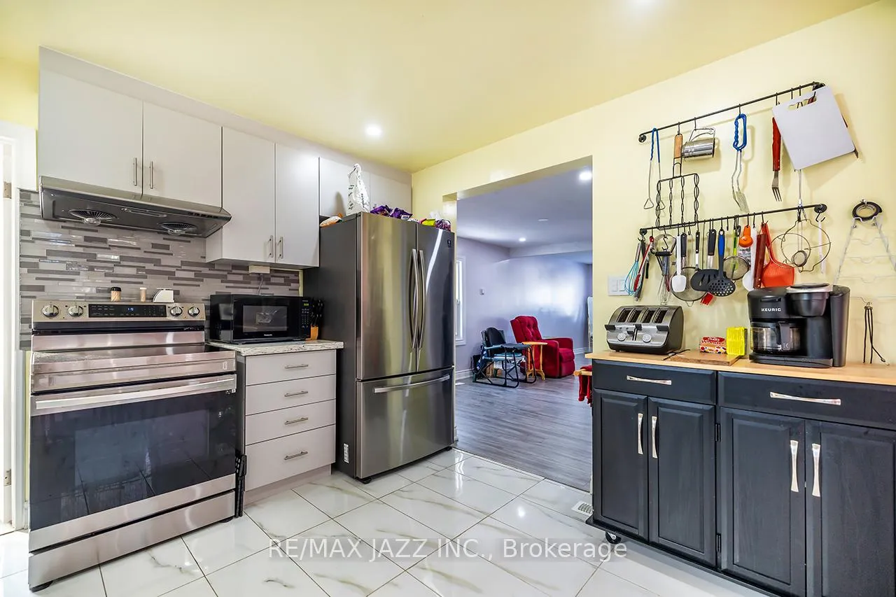 Photo 19 of 183 Conant Street, Oshawa, Lakeview — HOMEH