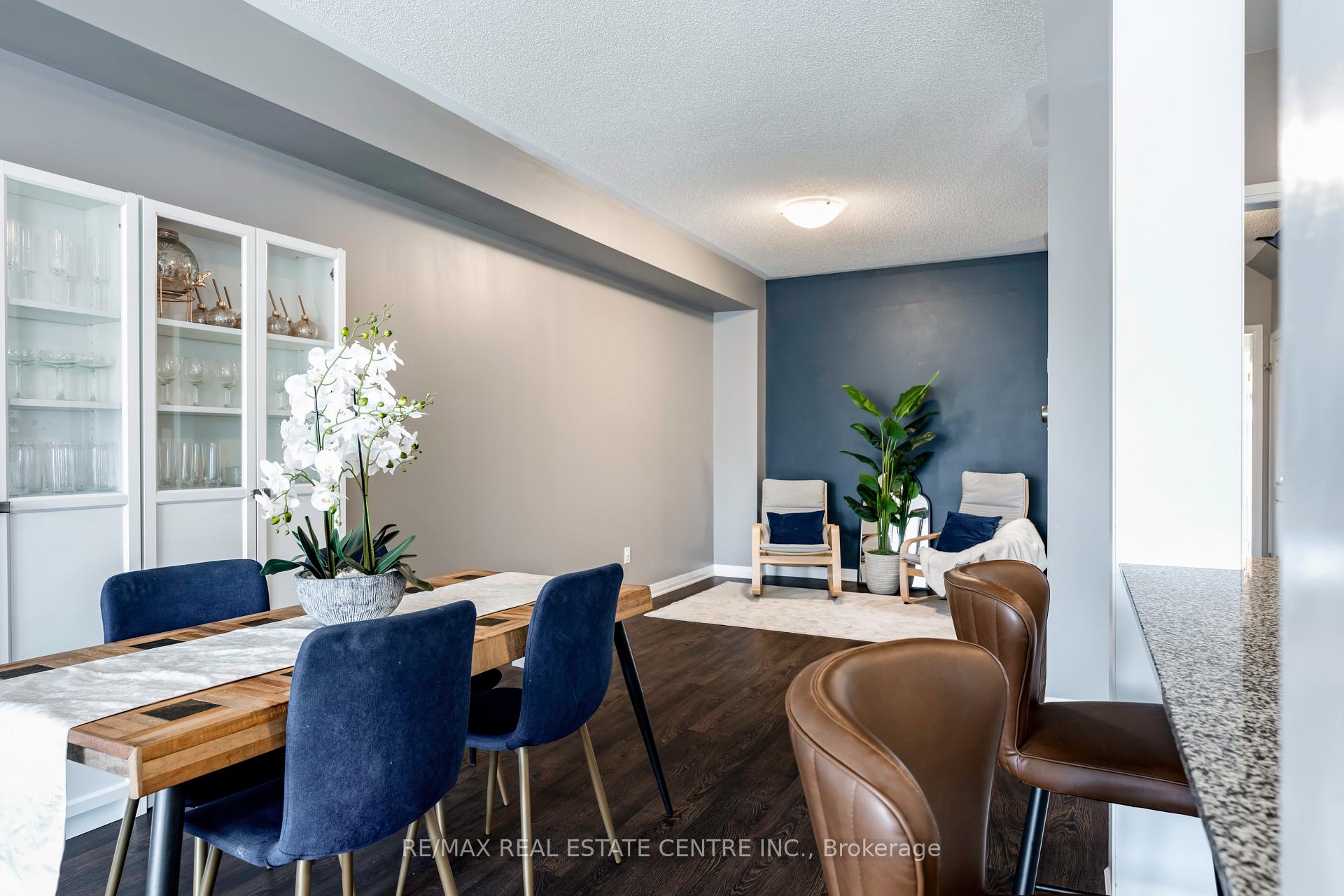 Photo 5 of 20 Porter Drive, Orangeville — HOMEH