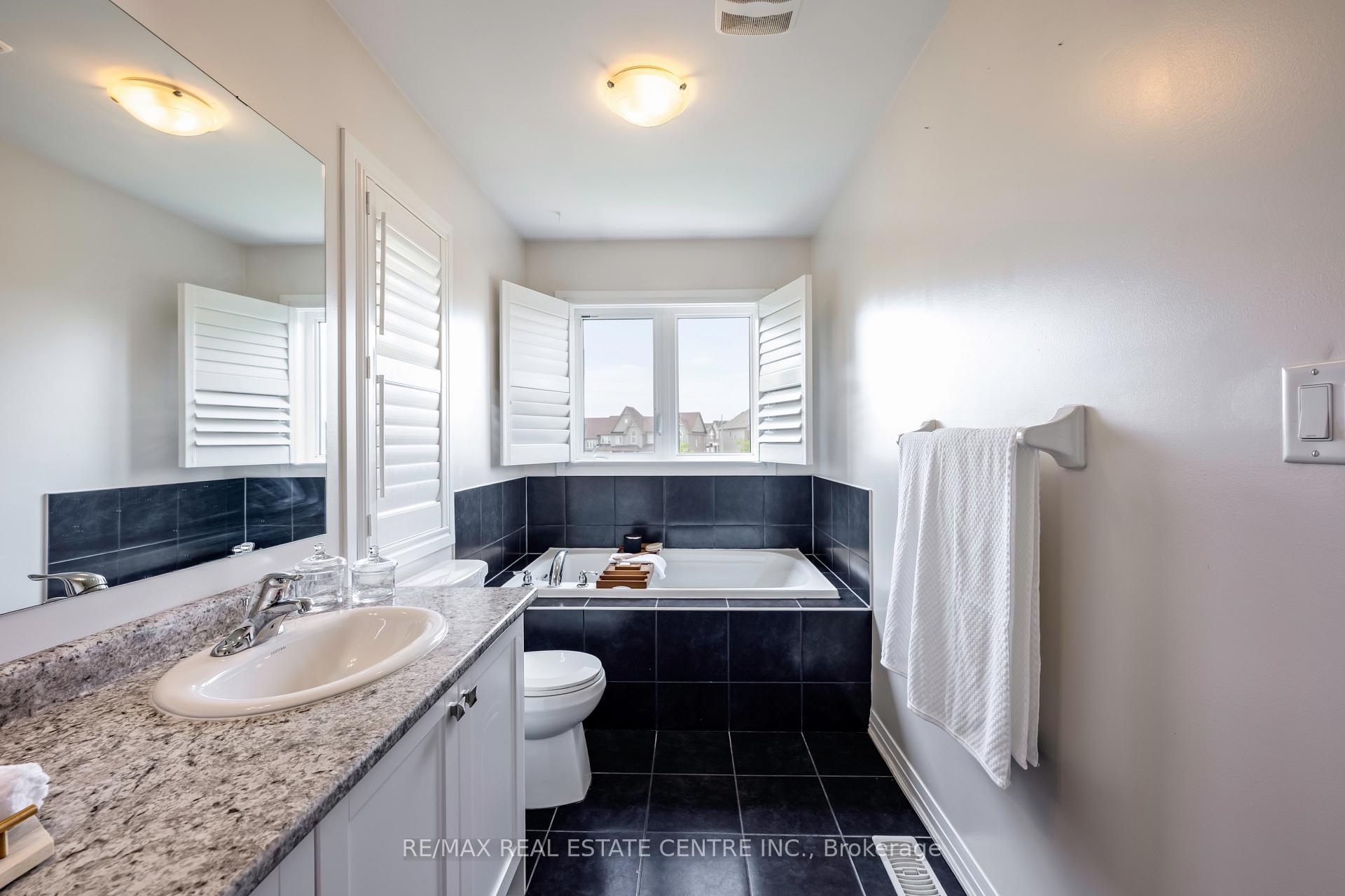 Photo 26 of 20 Porter Drive, Orangeville — HOMEH
