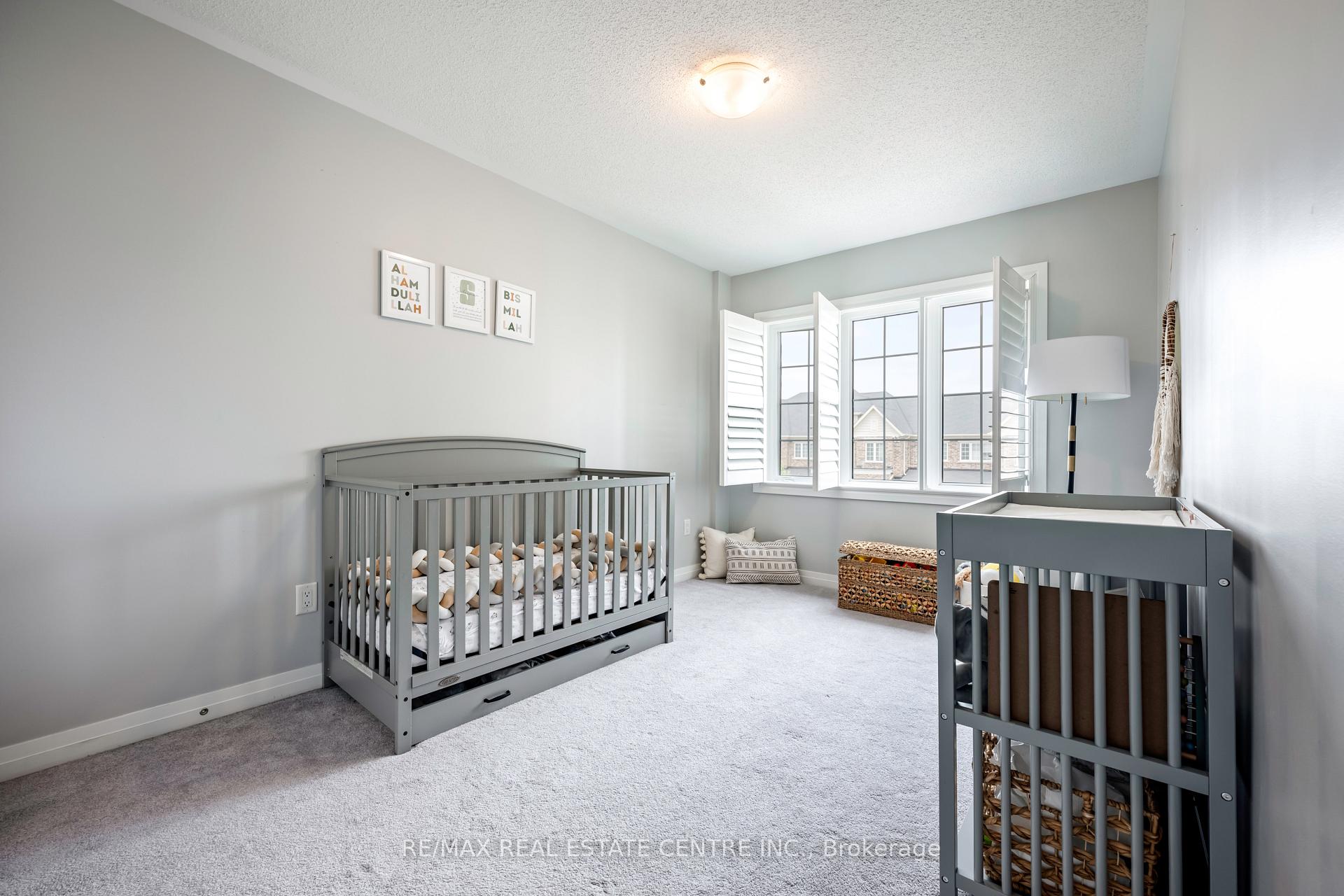 Photo 18 of 20 Porter Drive, Orangeville — HOMEH