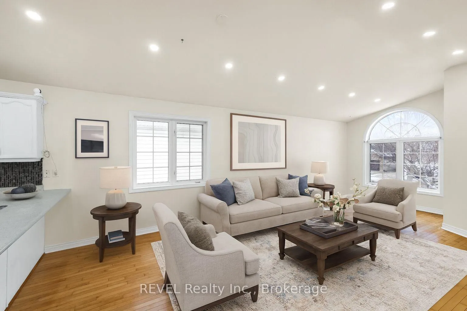 Photo 15 of 8172 Harvest Crescent, Niagara Falls, Ascot — HOMEH