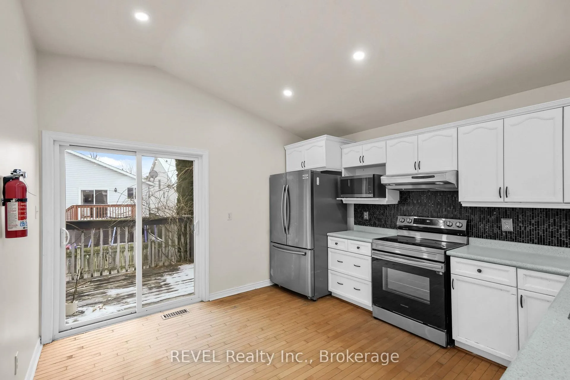 Photo 29 of 8172 Harvest Crescent, Niagara Falls, Ascot — HOMEH