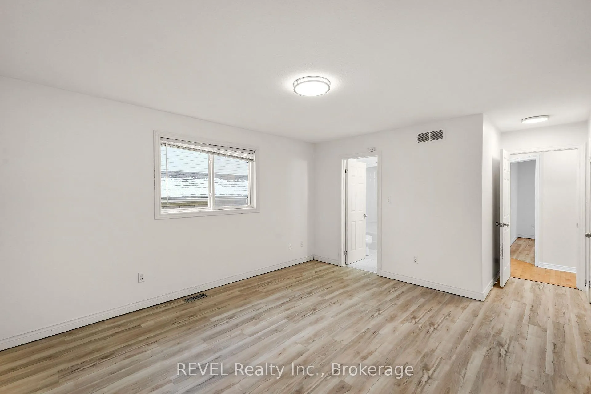 Photo 58 of 8172 Harvest Crescent, Niagara Falls, Ascot — HOMEH