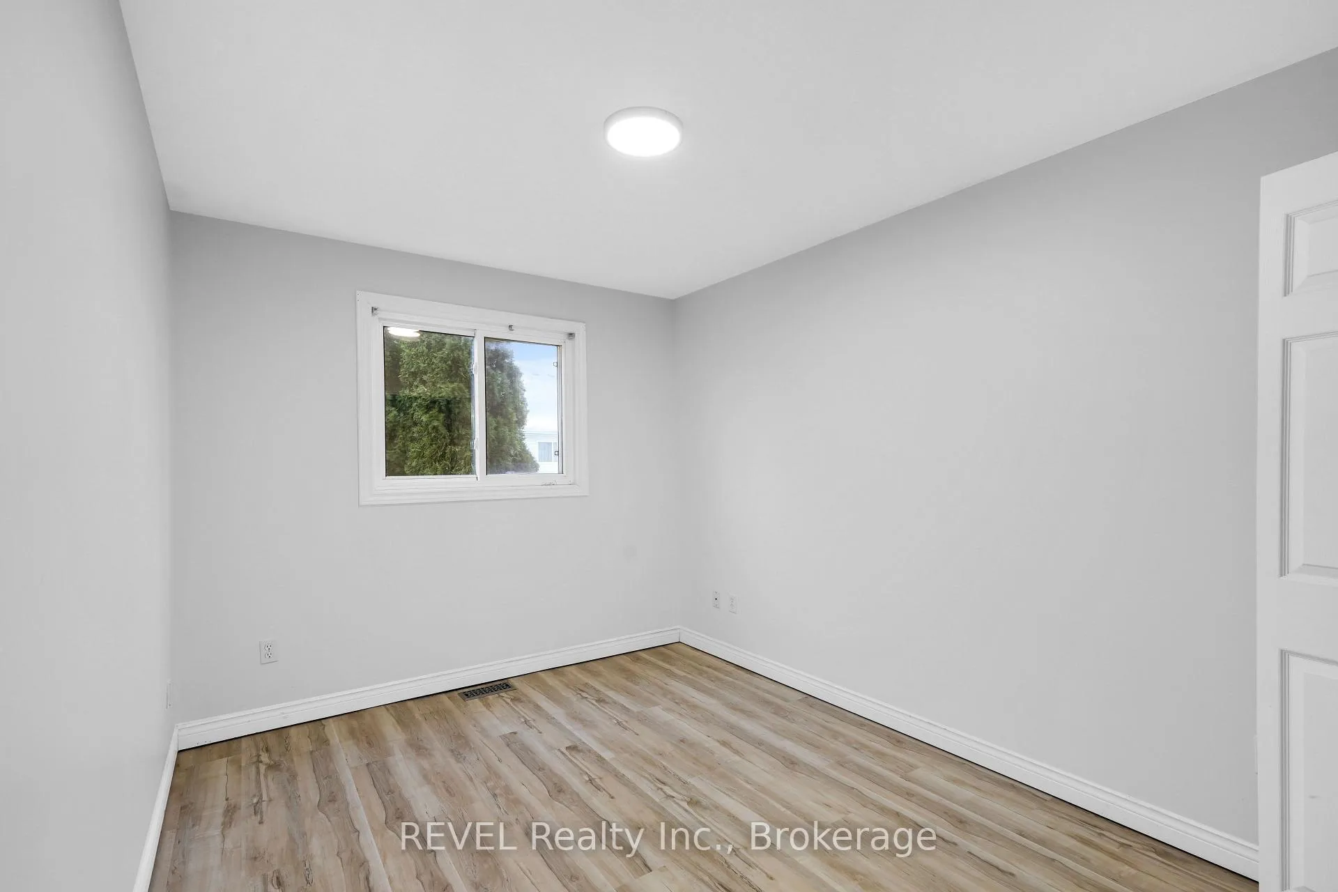 Photo 73 of 8172 Harvest Crescent, Niagara Falls, Ascot — HOMEH