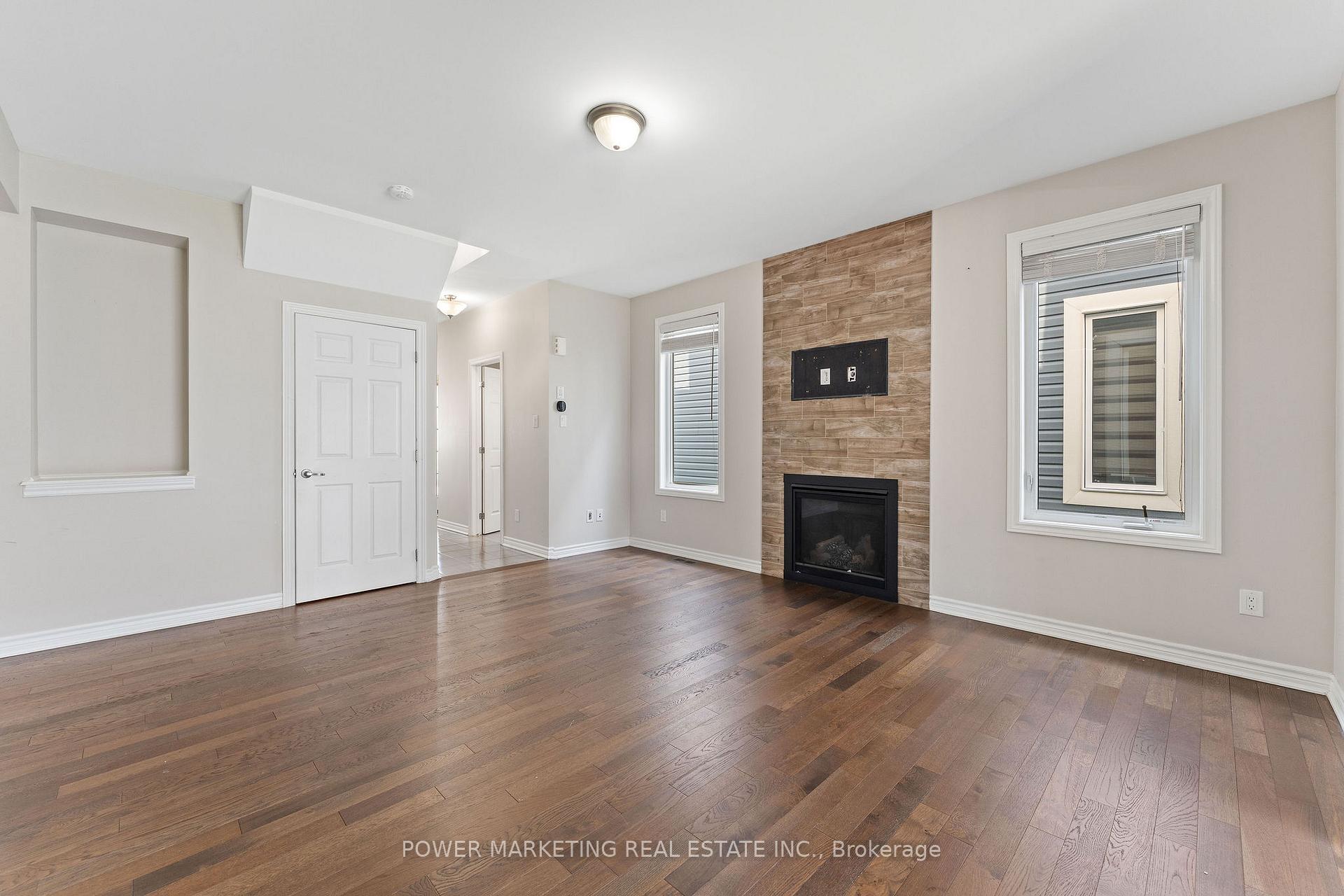 Photo 5 of 326 Sweetclover Way, Ottawa, Avalon West — HOMEH