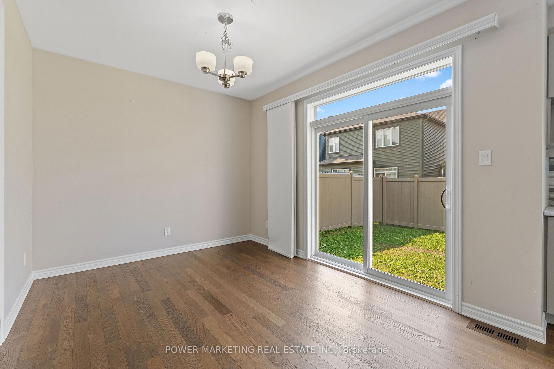 Photo 7 of 326 Sweetclover Way, Ottawa, Avalon West — HOMEH