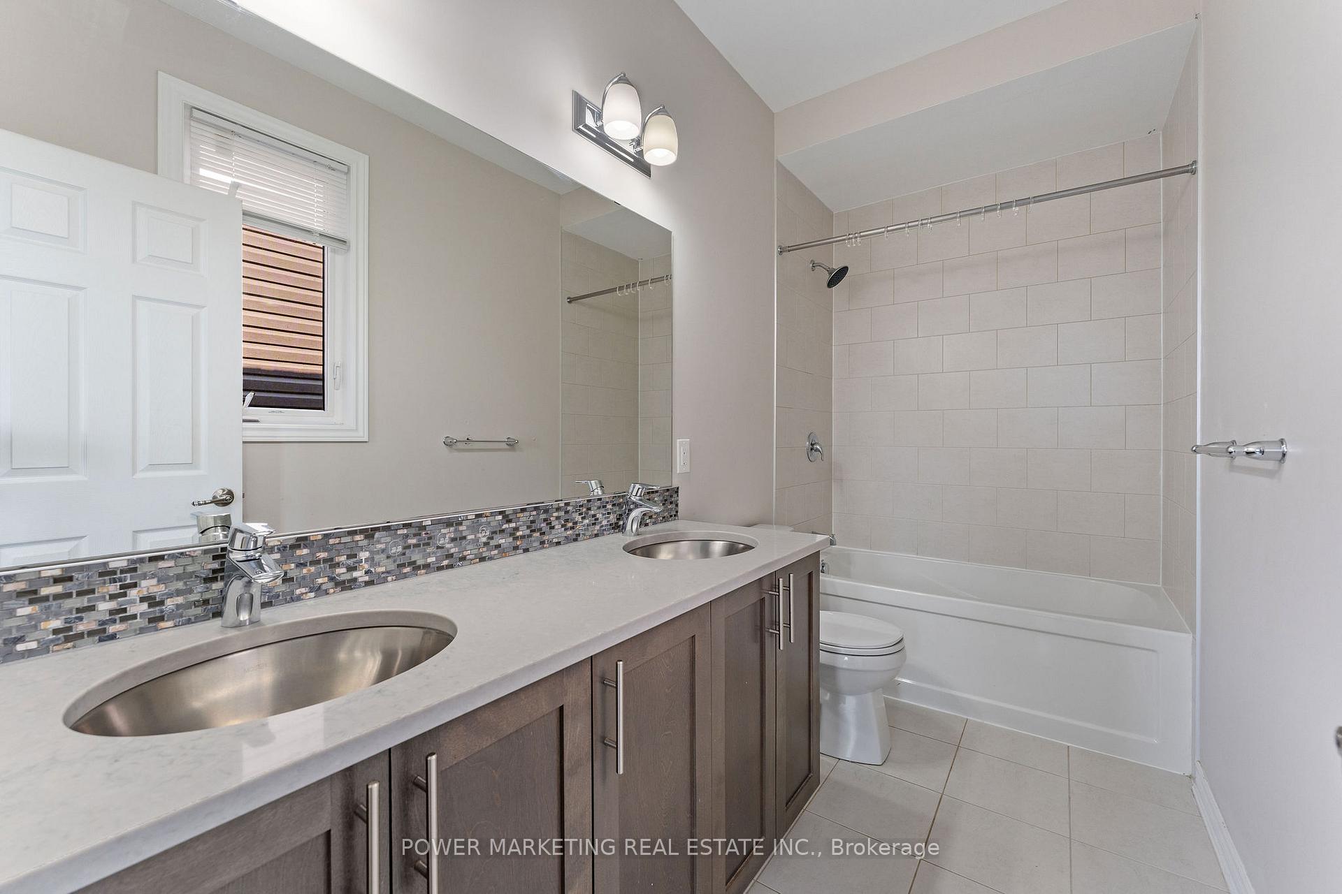 Photo 21 of 326 Sweetclover Way, Ottawa, Avalon West — HOMEH