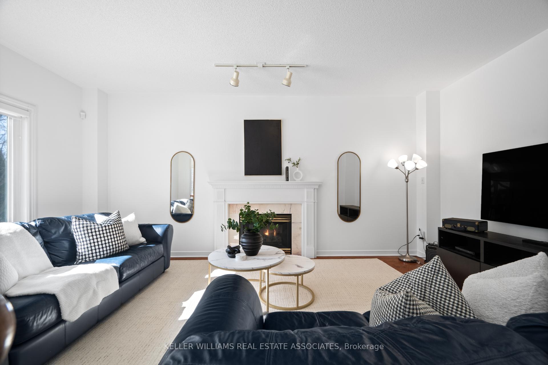 Photo 21 of 73 Fawnbrook Circle, Markham, Unionville — HOMEH