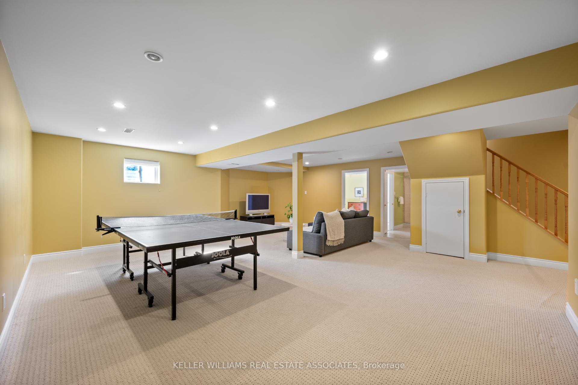 Photo 39 of 73 Fawnbrook Circle, Markham, Unionville — HOMEH