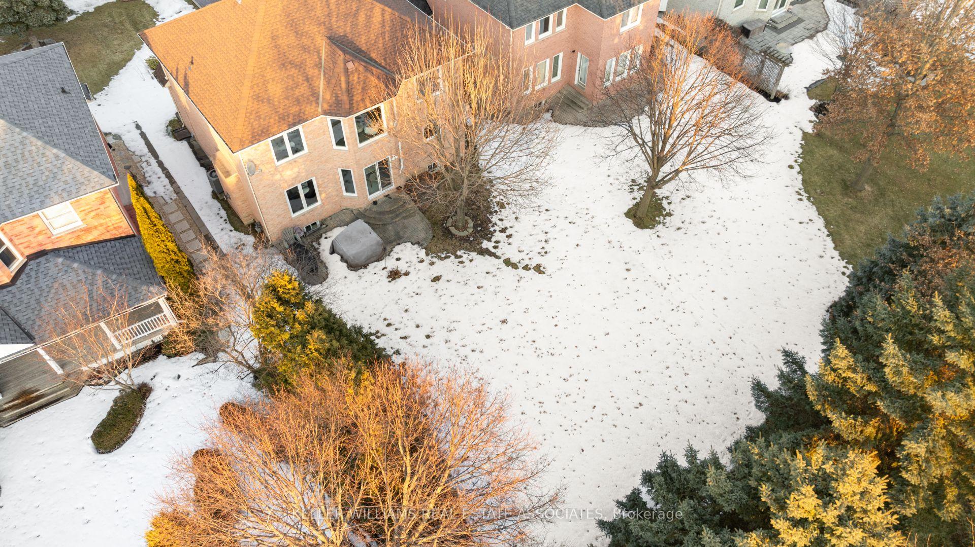 Photo 47 of 73 Fawnbrook Circle, Markham, Unionville — HOMEH