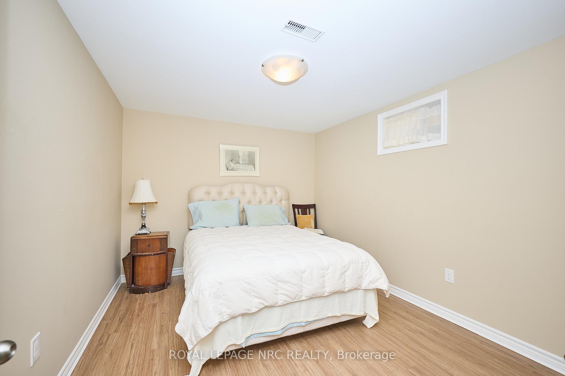 Photo 28 of 7926 Foxe Drive, Niagara Falls, Mt. Carmel — HOMEH