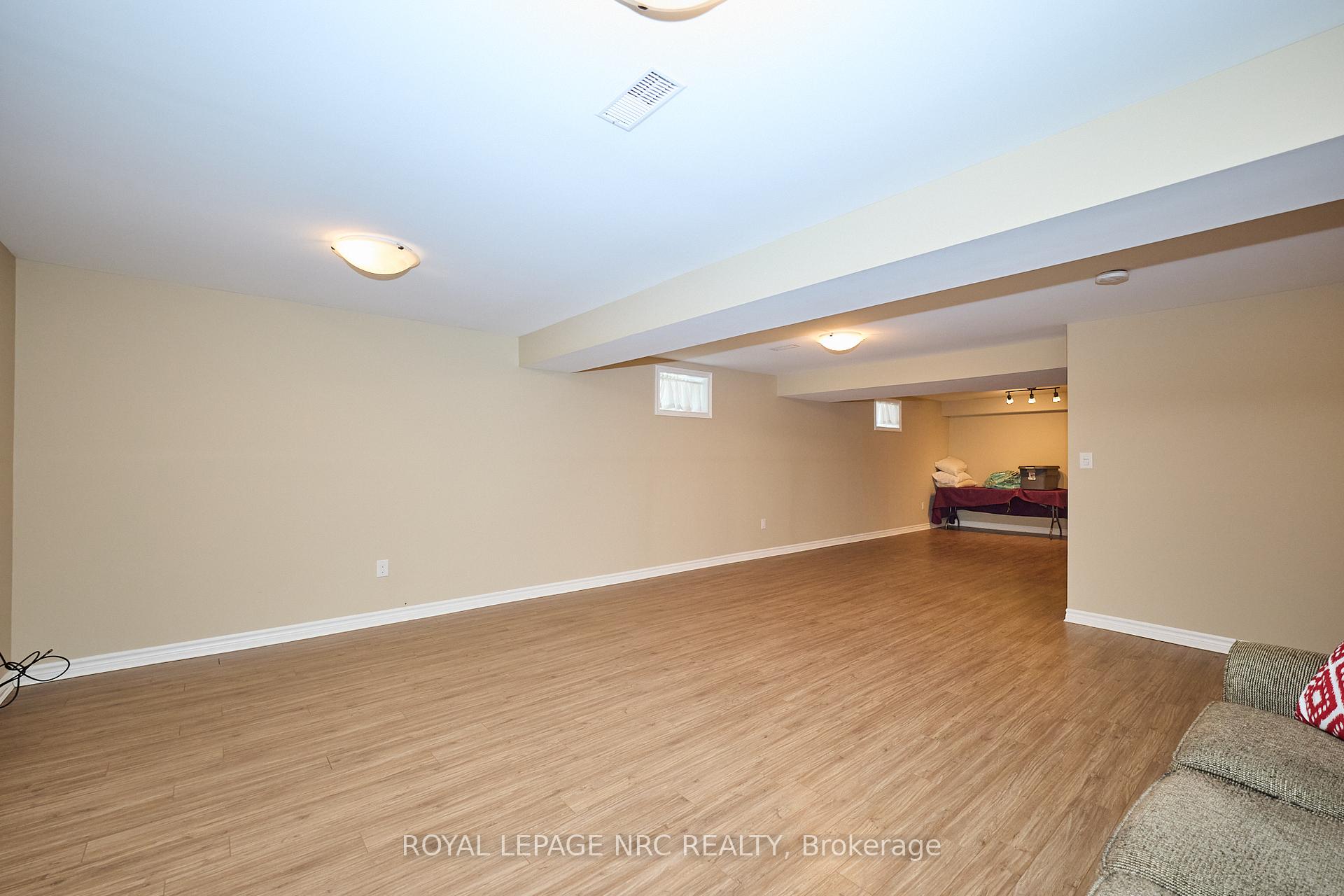 Photo 29 of 7926 Foxe Drive, Niagara Falls, Mt. Carmel — HOMEH
