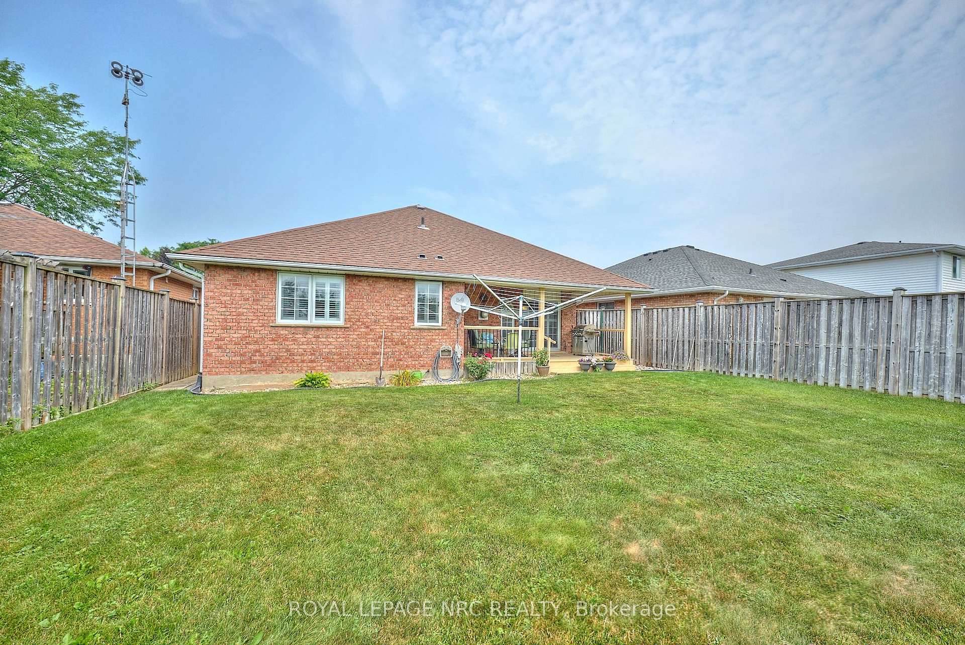 Photo 34 of 7926 Foxe Drive, Niagara Falls, Mt. Carmel — HOMEH