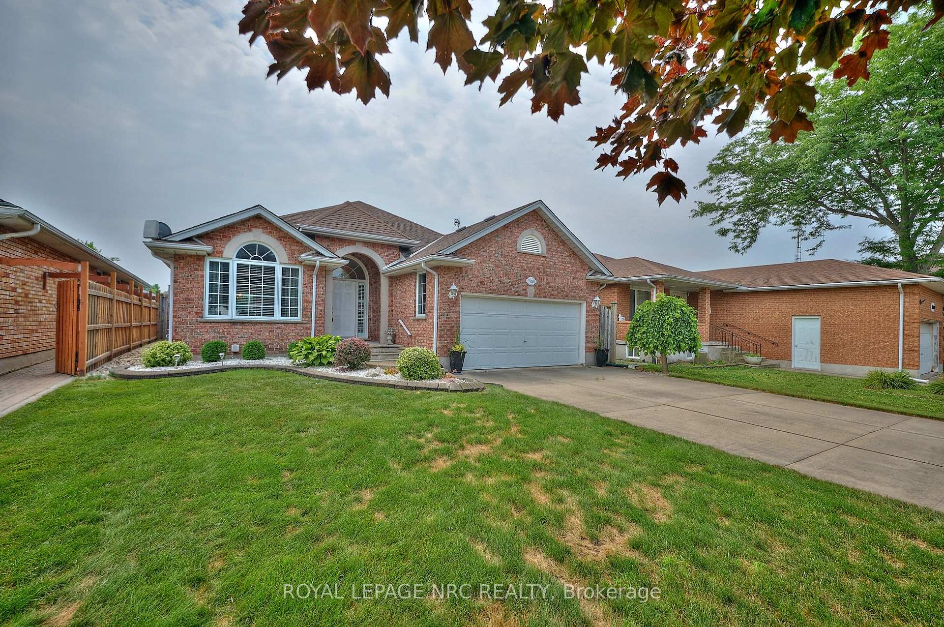 Photo 38 of 7926 Foxe Drive, Niagara Falls, Mt. Carmel — HOMEH