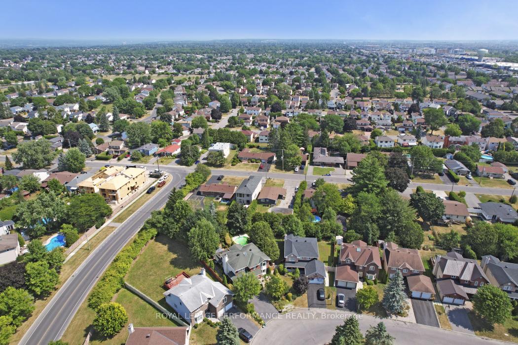Photo 46 of 1870 Robinwood Place, Ottawa, Chapel Hill — HOMEH