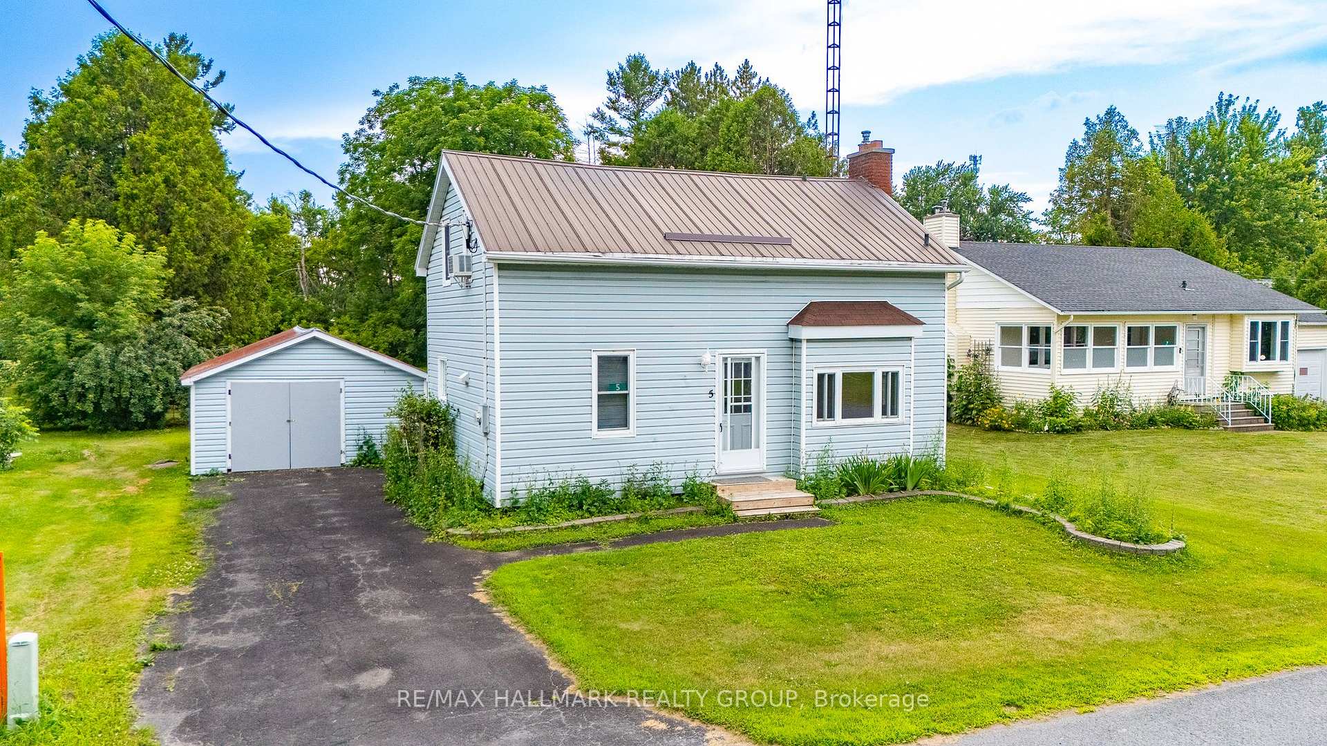 Photo 1 of 5 Nelson Street, North Stormont, Finch — HOMEH